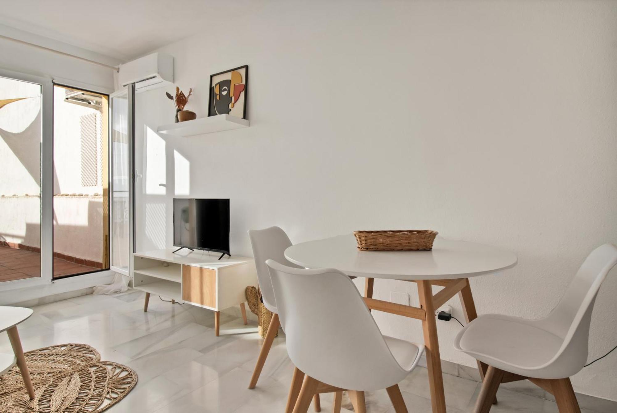 Duplex Estilo Boho Con Increible Terraza Y Vistas Al Mar En Estepona - Las Abejeras 609 Apartment Exterior photo